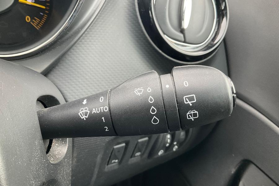 Renault CAPTUR Photo autoimg-398fcf21dfb9bcfe96b88c88d80aeb5ad00df47a.jpg