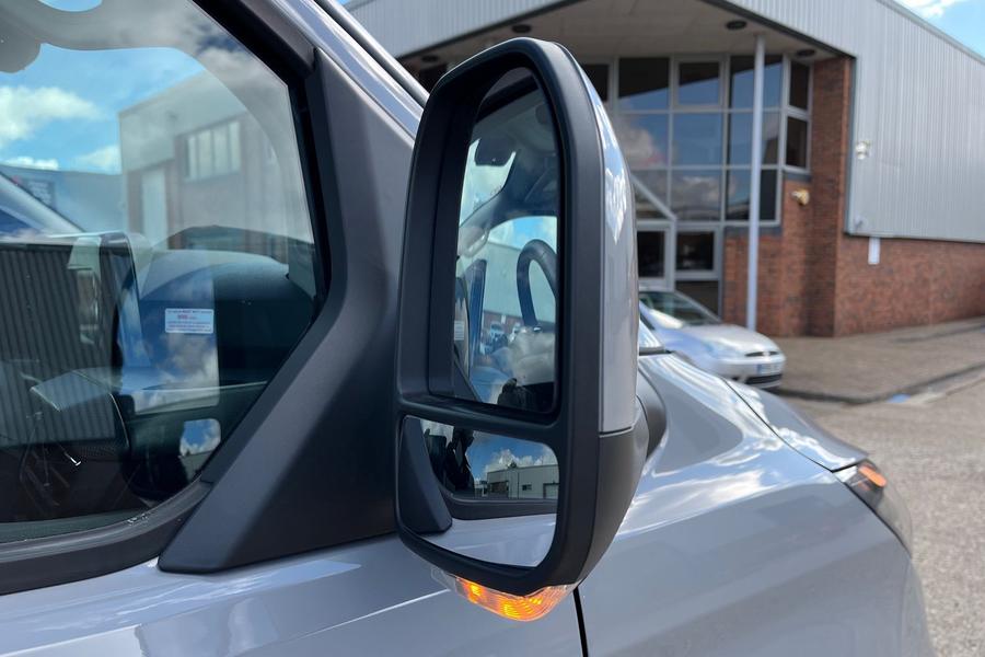 Ford TRANSIT CUSTOM Photo autoimg-399032a45c4d5622bfce0ff974aa46f93d1c1336.jpg