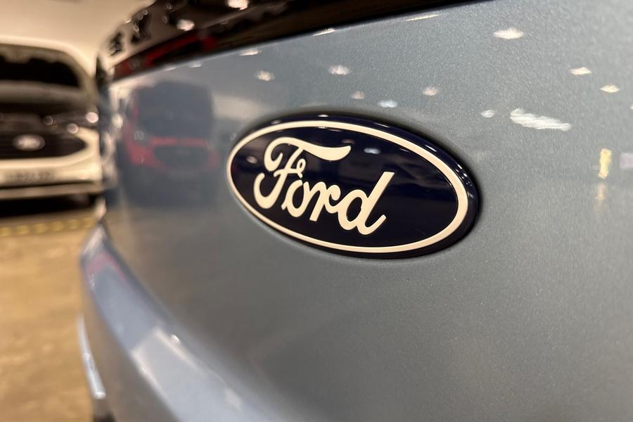 Ford Explorer Photo autoimg-3990e8a5772aa6a90ac080c267b8eb3b8499bafe.jpg