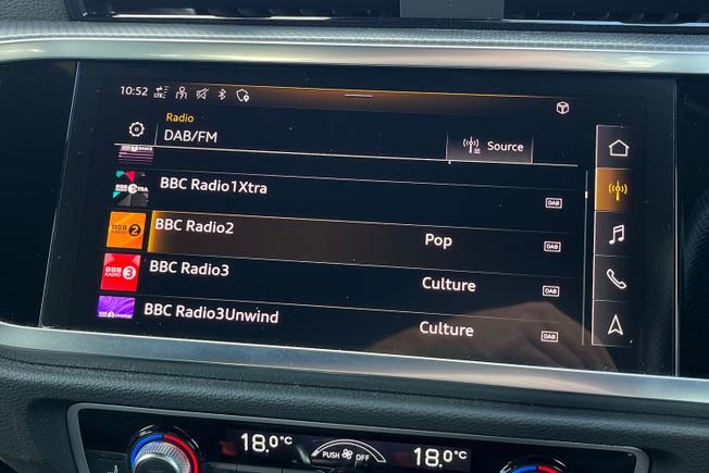 AUDI Q3 Photo 49