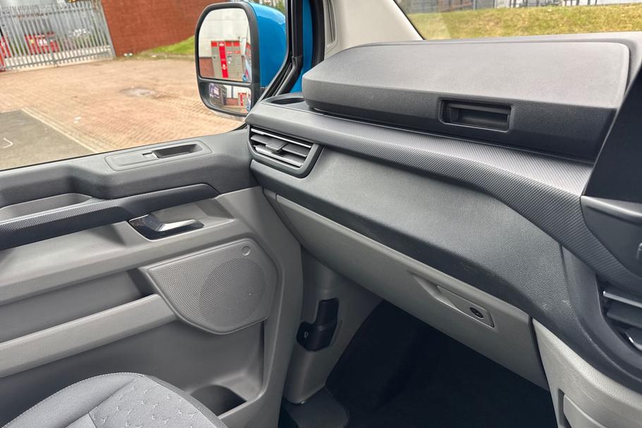 Used Ford TRANSIT CUSTOM WP75CMO 40