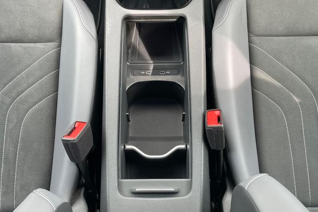 Volkswagen Id.5 Photo 45