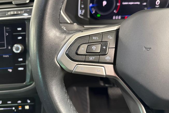 Volkswagen Tiguan Photo 16