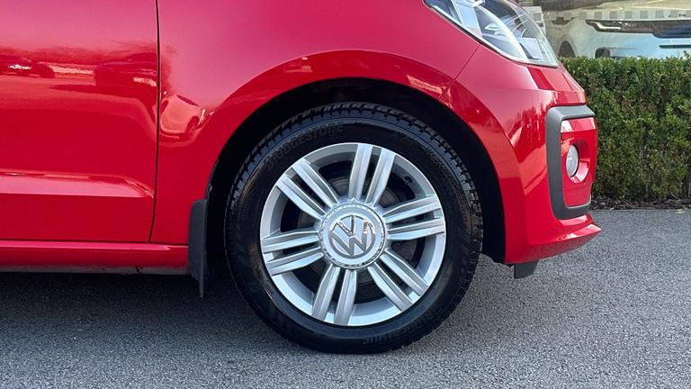 Used Volkswagen up! DL17WFK 9