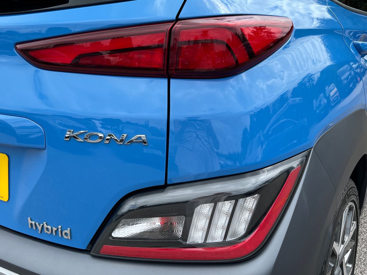 Hyundai KONA Photo 24