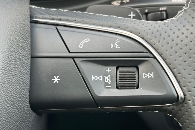 AUDI Q5 Photo 17