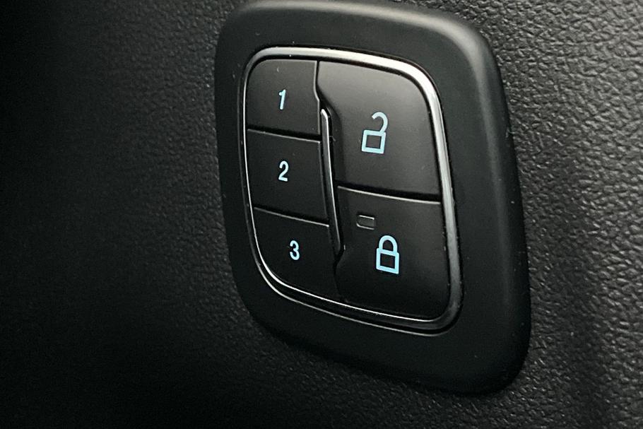 Used Ford Kuga HMZ2091 24