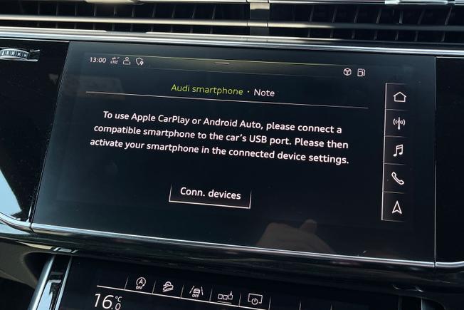 AUDI Q8 Photo 39