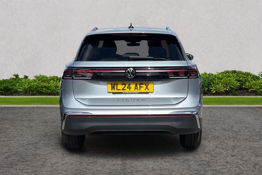 Volkswagen Tiguan Photo autoimg-39ac5112b64ef49e48b0241cc24b276e1d4ddf67.jpg