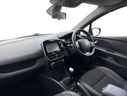 RENAULT Clio Photo 2