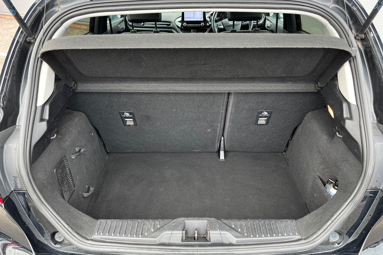 Ford FIESTA Photo 20