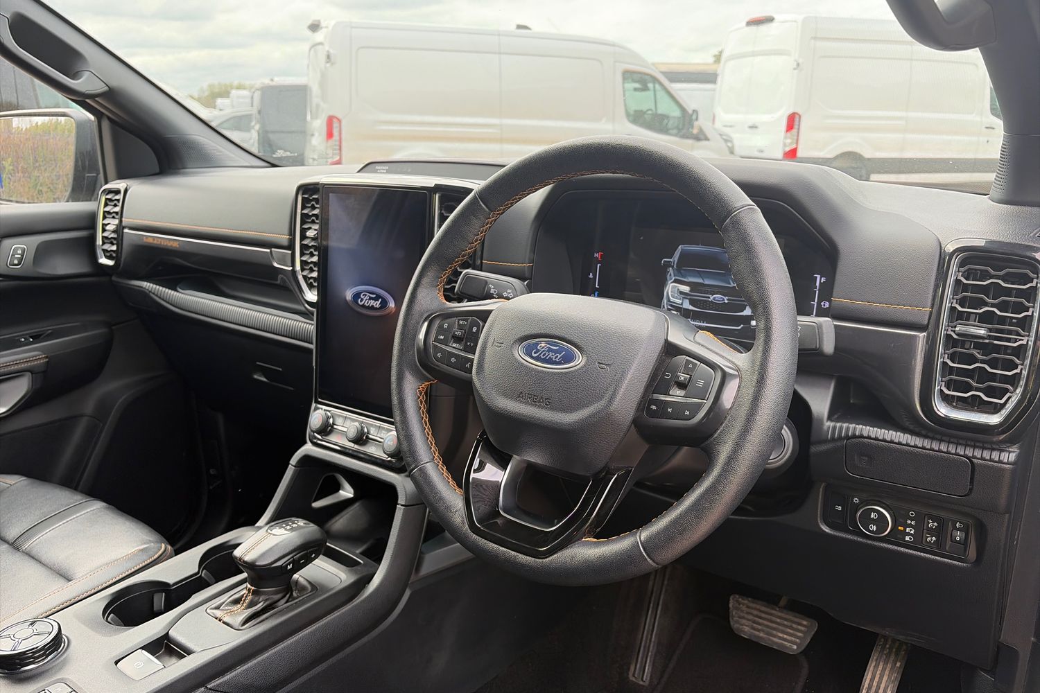 Ford RANGER Photo 13