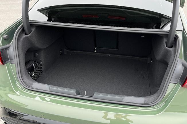 AUDI  S3 Saloon Photo 12