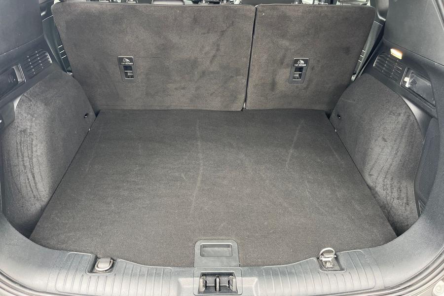 Ford KUGA Photo autoimg-39b9313908e0205b6458b7348821859c8c8d530b.jpg