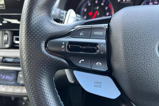 Hyundai i30 Photo autoimg-39ba0c159898fdfda8bdab8f619bd7b5e9ebecb5.jpg