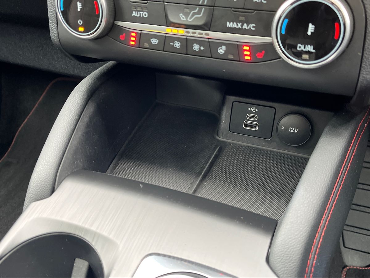 Ford Kuga Photo 37