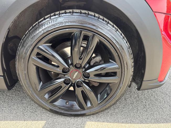 MINI Hatch Photo 24