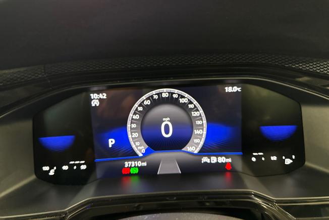 VOLKSWAGEN Polo Photo 15