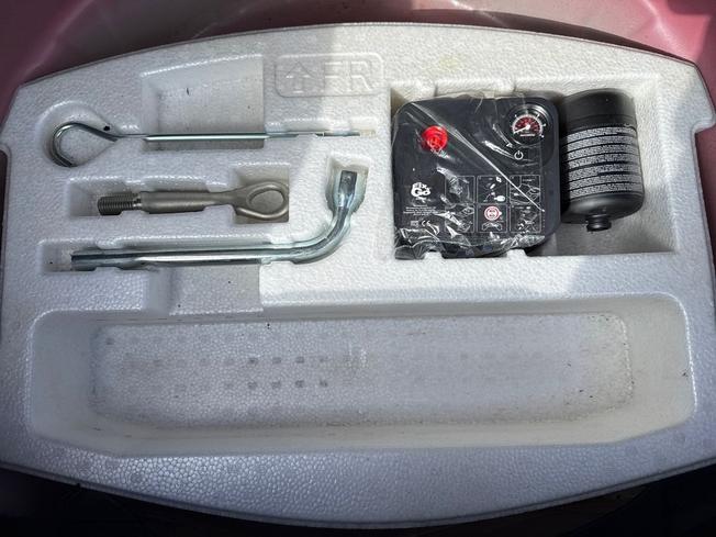 SUZUKI Swift Photo 21