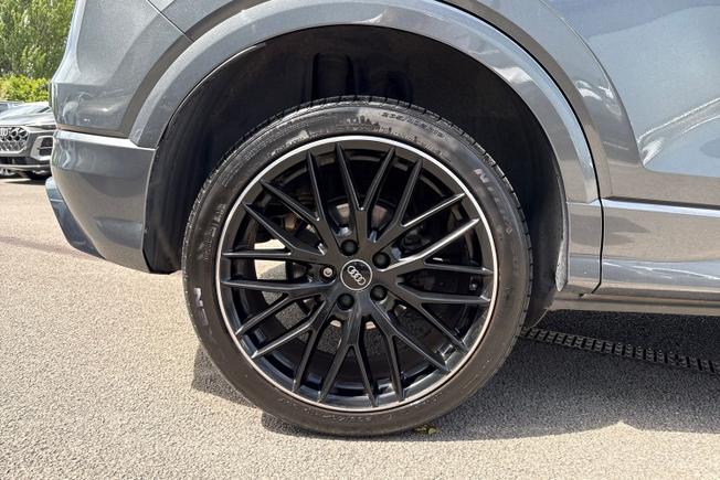 AUDI Q2 Photo 5