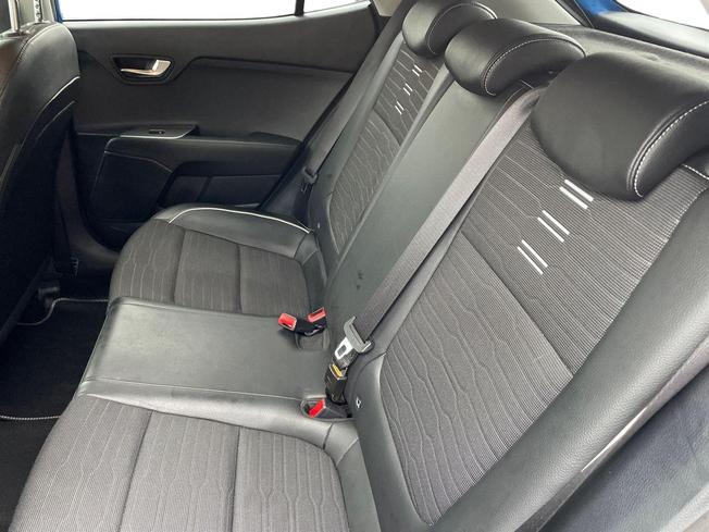 KIA Stonic Photo 9