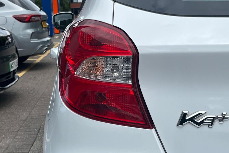 Ford KA+ Photo autoimg-39c7e0bce69c5fdfbda929add6872a070e432b58.jpg