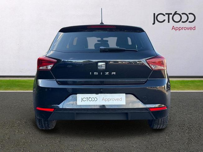 SEAT Ibiza Photo 7