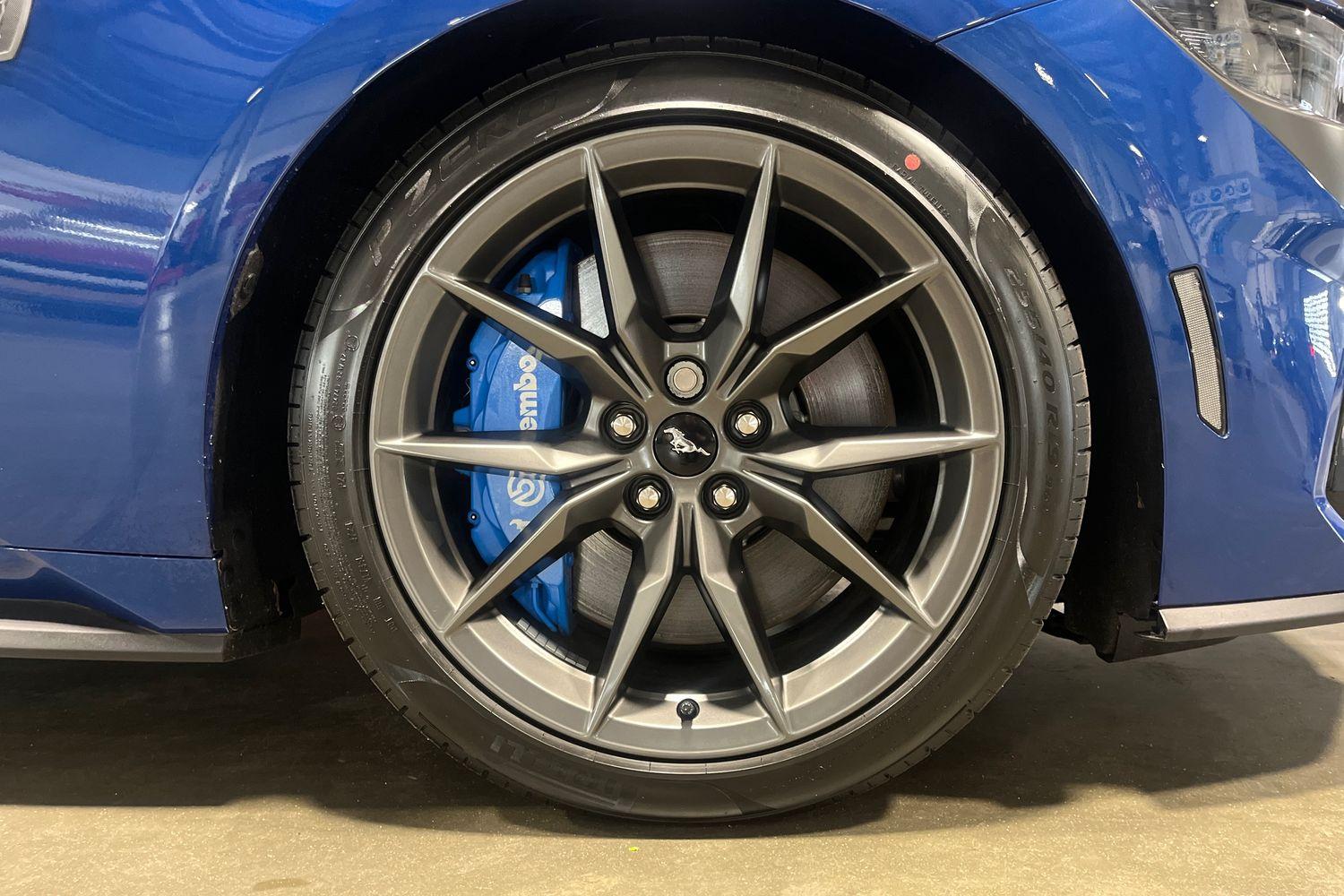 Ford MUSTANG Photo 7