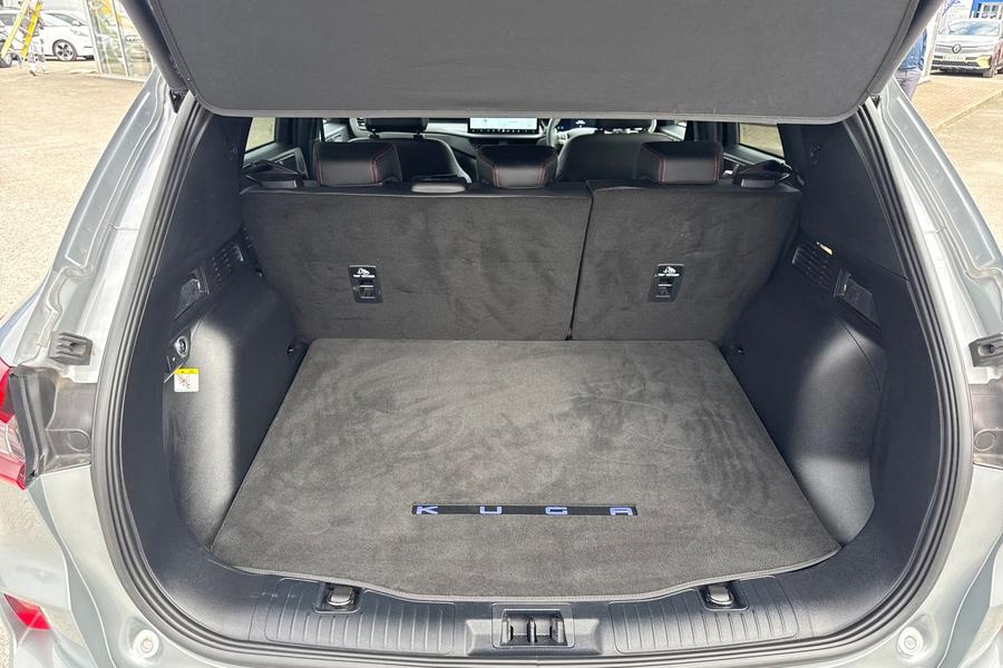Ford KUGA Photo autoimg-39cb668798163342975b6035013147a2e6b032c4.jpg