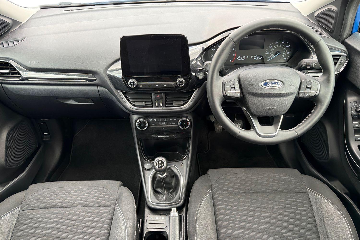 Ford PUMA Photo 9