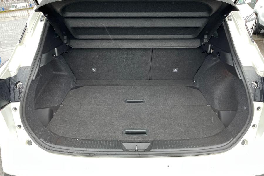 Nissan QASHQAI Photo autoimg-39d268d6382e471c79b1fc362a98a9882ae89a58.jpg