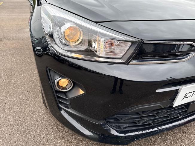 Kia Rio Photo 29