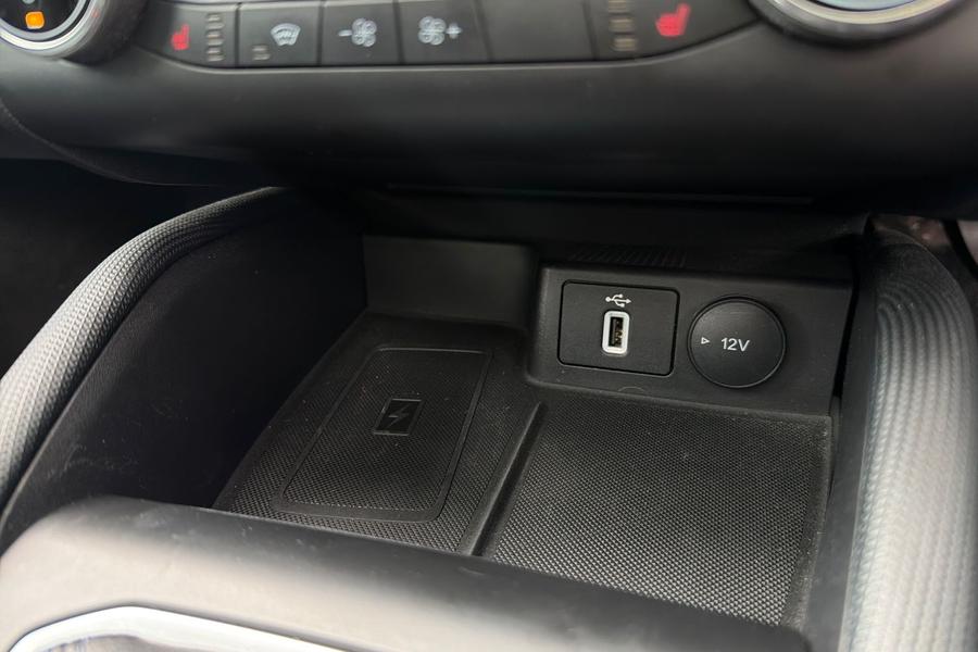 Ford FOCUS Photo autoimg-39d2c4d96668029e6483fb646111c5a997c002c4.jpg