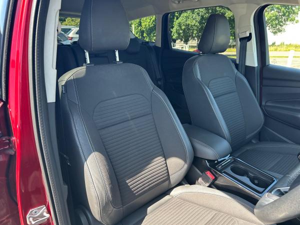 Ford Kuga Photo autoimg-39d61cbc8d54ab511aae7f6ce7b15095b5c67c88.jpg