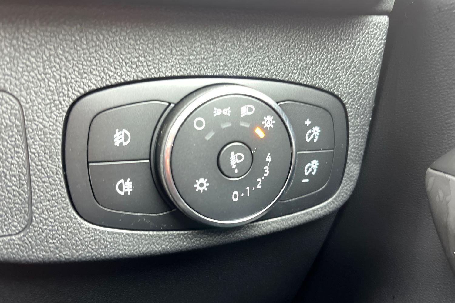 Ford Focus Photo 30