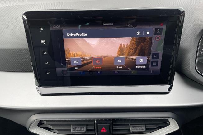 SEAT Ibiza Photo 33