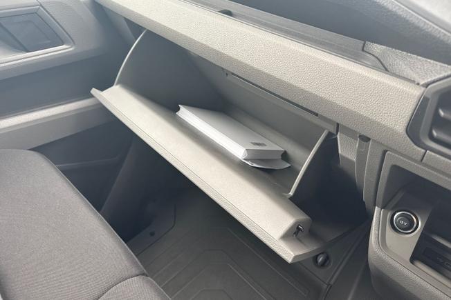 VOLKSWAGEN Crafter Photo 49