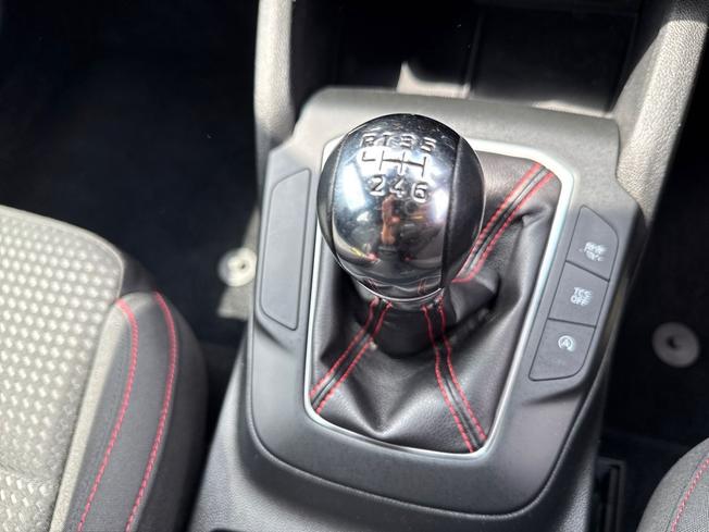 FORD Focus Photo 30
