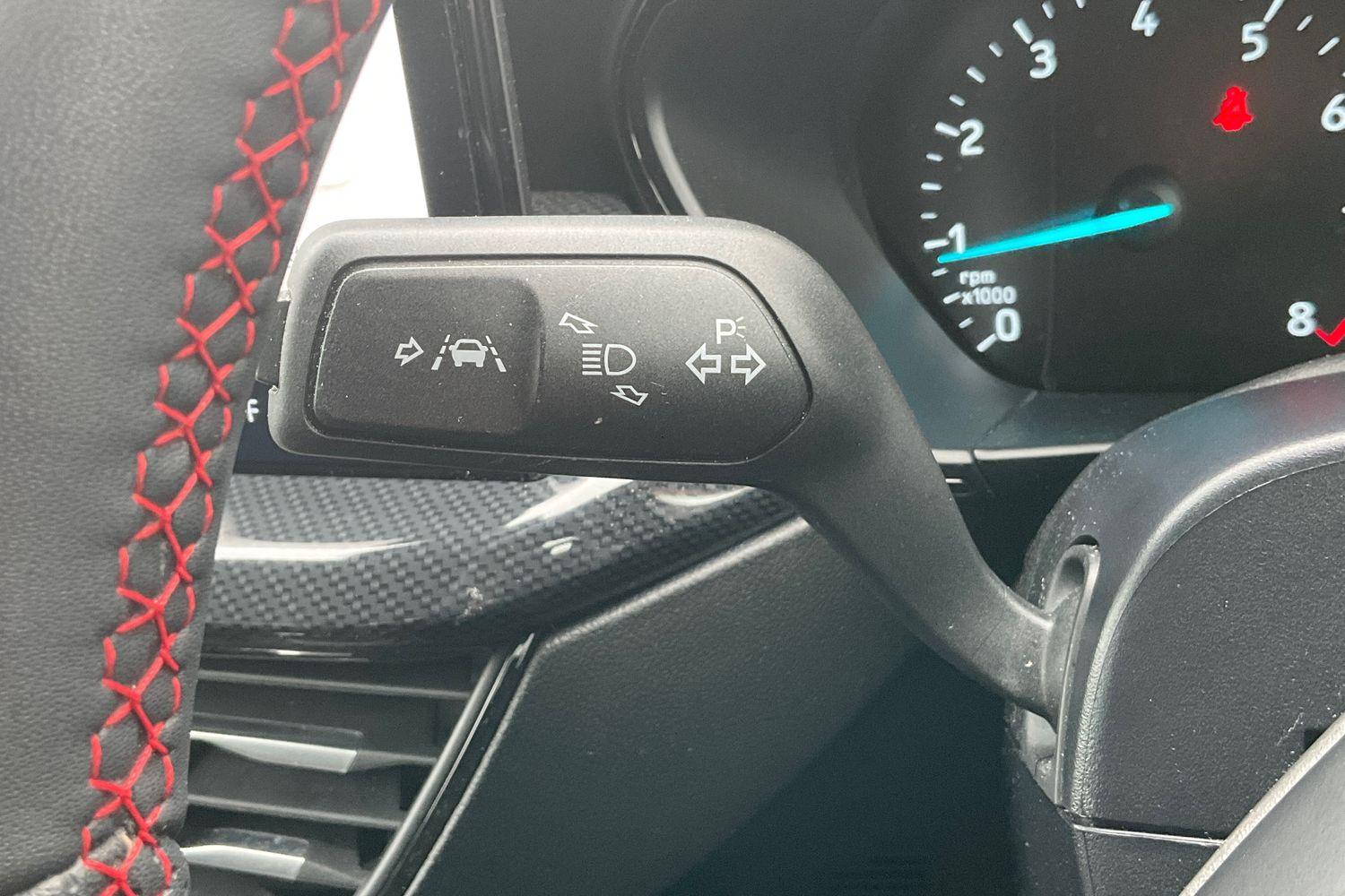 Ford Focus Photo 13