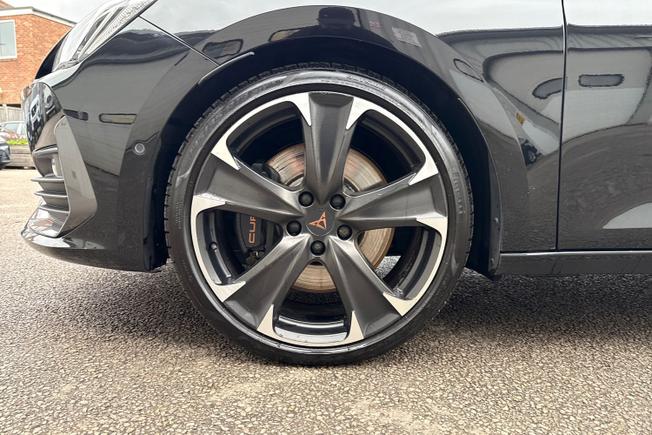 CUPRA Leon Photo 26