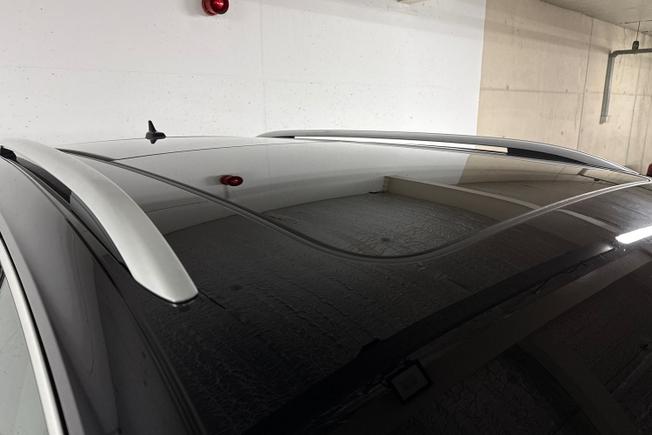 VOLKSWAGEN Tiguan Photo 34