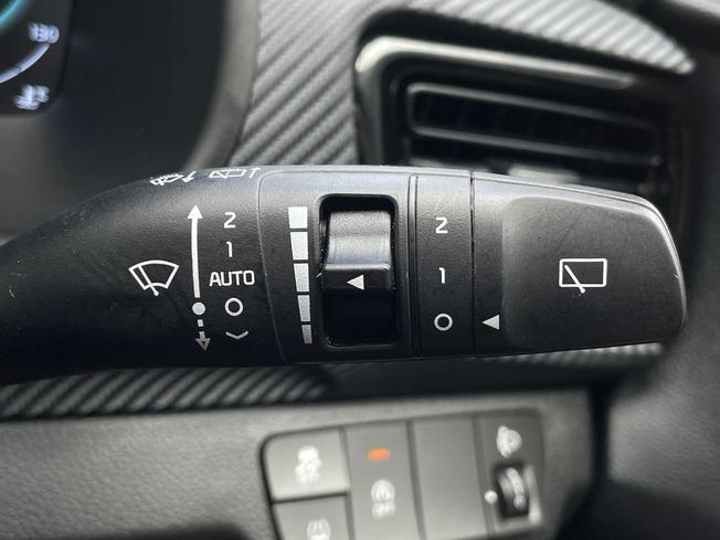 KIA Stonic Photo 37
