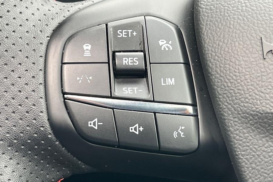 Ford KUGA Photo autoimg-39e1d2d6595e05f19d54c82d693578e852f5f0ef.jpg