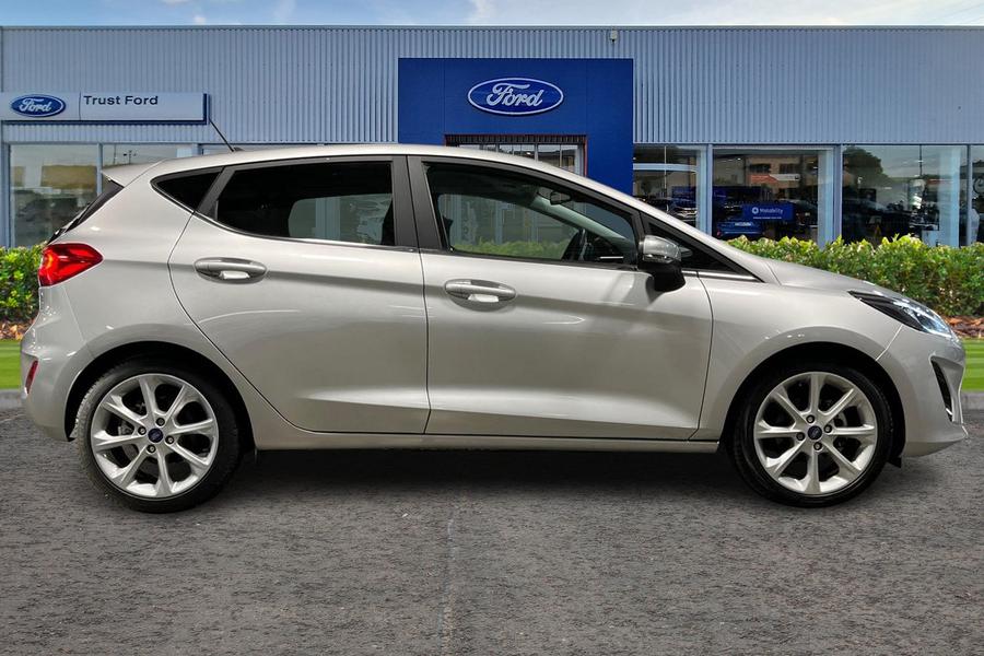 Ford FIESTA Photo autoimg-39e56bba15315e85c731388750acd74a126213e3.jpg