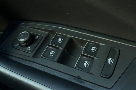 Volkswagen T-roc Photo autoimg-39e5ae53f6298373578abaf6886235dd1422ff31.jpg