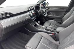 Audi Q3 Photo 2