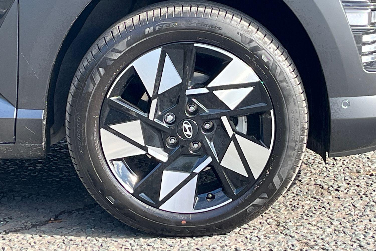 Hyundai KONA Photo 7