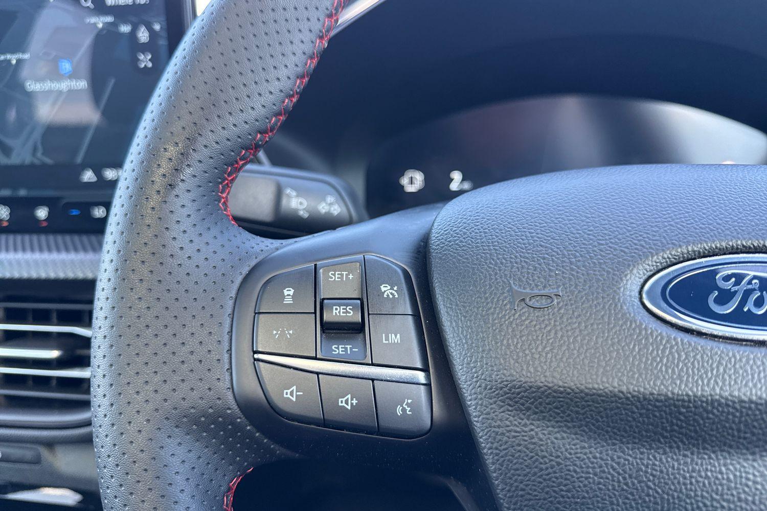 Ford KUGA Photo 27