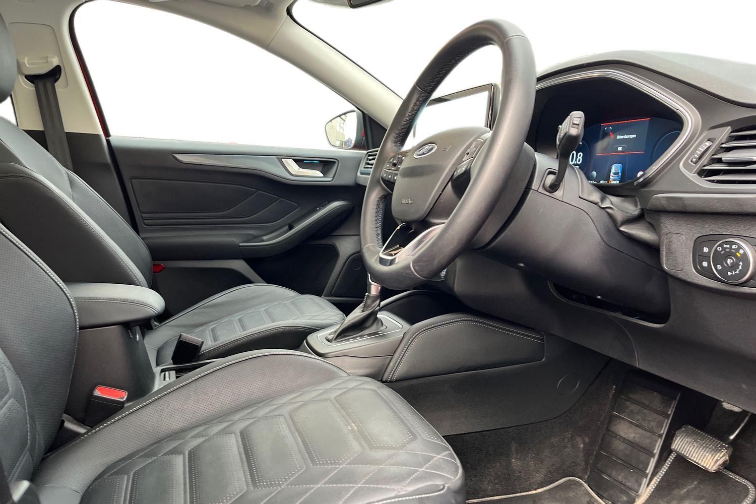 Ford FOCUS Photo 8
