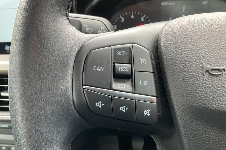 Ford Focus Photo autoimg-39edf139ca1db58ef18a3cf5e9769e664146a64e.jpg